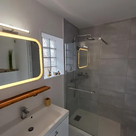 Lejlighedshotel Eden Azur - Hoteliere 2*