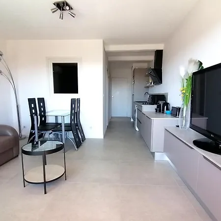 Eden Azur - Hoteliere Aparthotel 2*