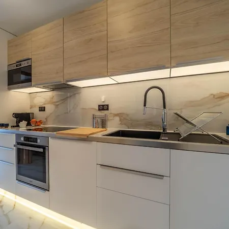 Eden Azur - Hoteliere Aparthotel Golfe Juan
